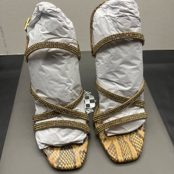 Vince Camuto Heels - Size: 6.5 - Brand new in box - Picture 8 of 13